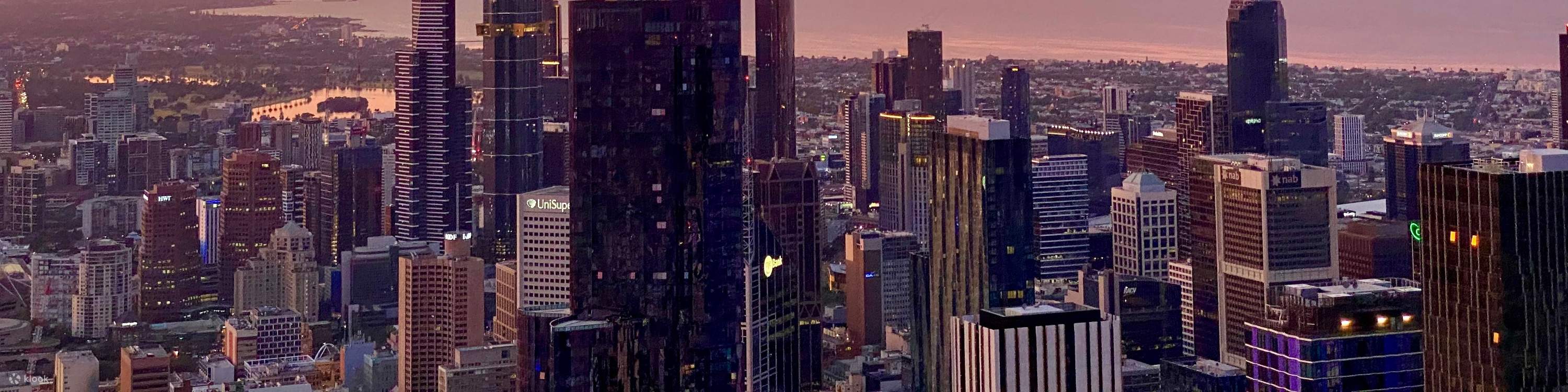 Au lever du soleil, vous vous élèverez doucement dans le ciel pendant environ une heure.